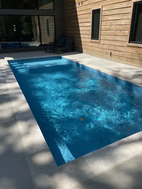 Colombian Cove fiberglass pool by Rainforest Pools