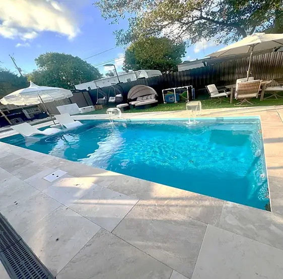Colombian Cove fiberglass pool by Rainforest Pools