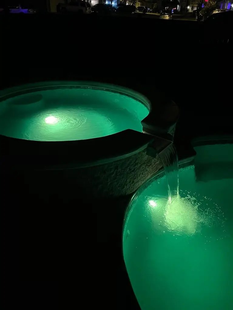 Cumba Spillover Spa by Rainforest Pools n Composites