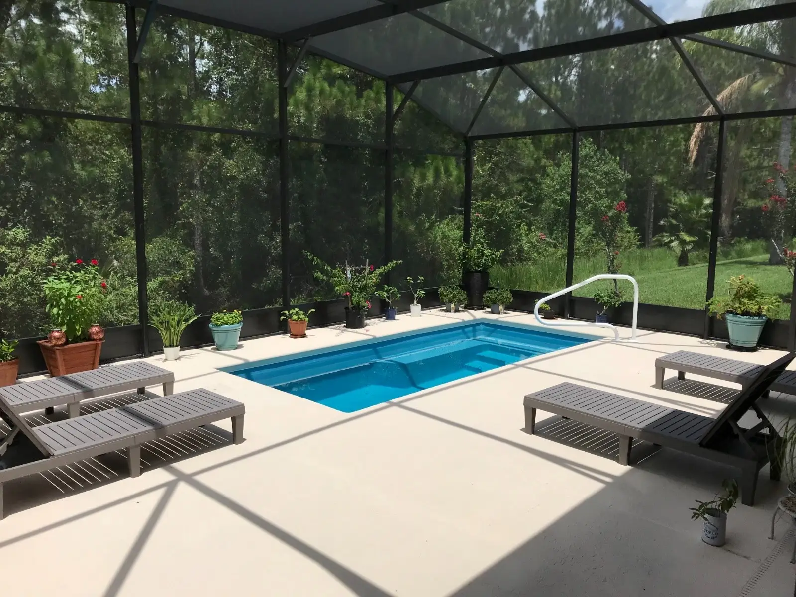 Neblina Grande fiberglass pool by Rainforest Pools n Composites