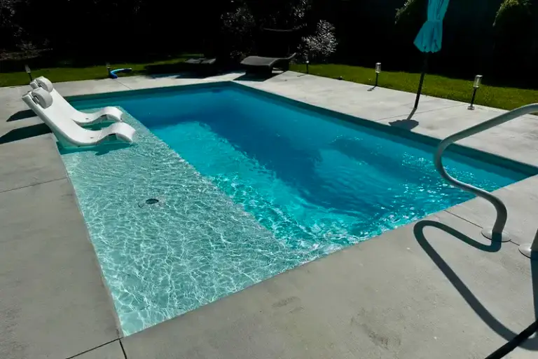 Neblina Beach fiberglass pool by Rainforest Pools